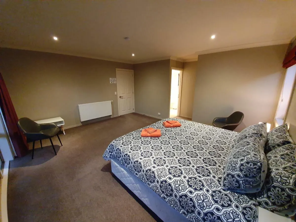 *** Bed & Breakfast Claremont Country Lodge B&B New Zealand