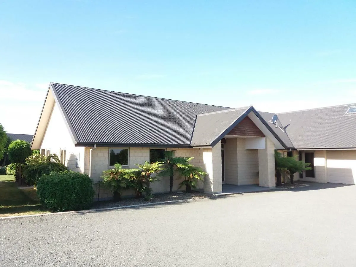 Claremont Country Lodge B&B New Zealand